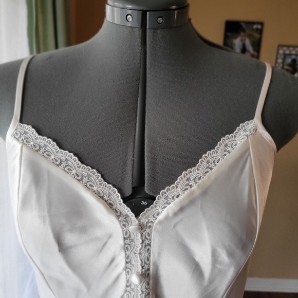 Delicates Ivory Satin Chemise with Lace Detail - Picture 6 of 8